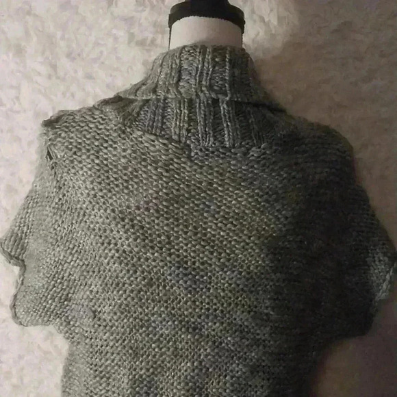 Decree Gray with Silver Metallic Threads Open Cardigan Size M - Picture 8 of 15